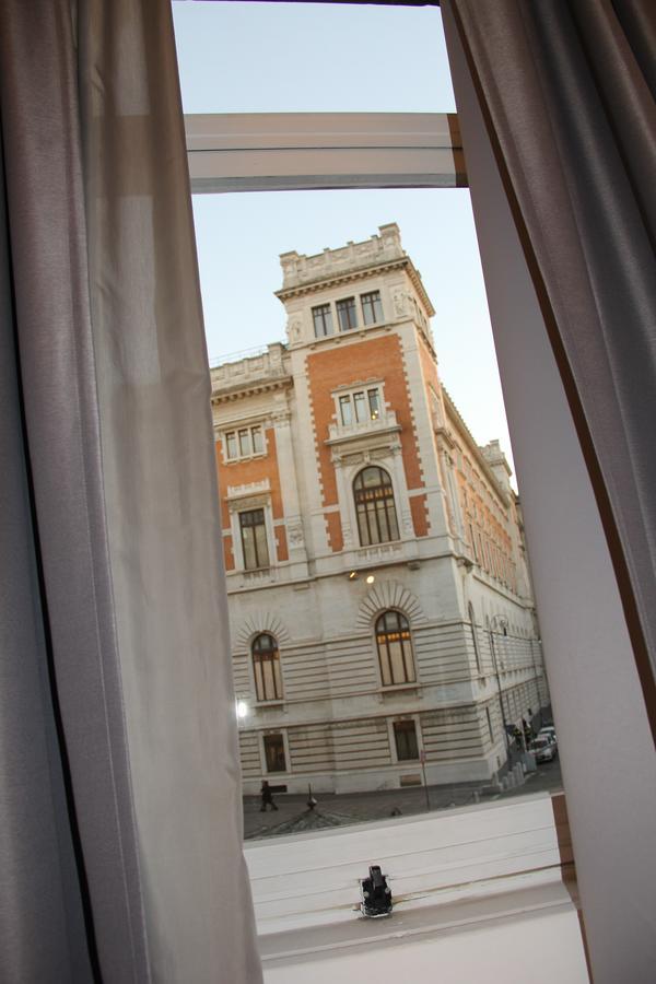 Abagnale Home Montecitorio Roma Exterior foto